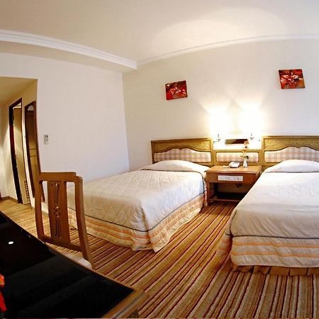 Down Town Inn, Csiangmaj Kültér fotó